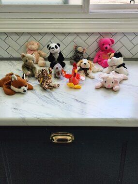 Lot of 12 Beanie Babies